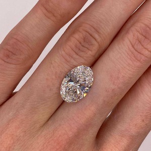 Fournisseur indien, diamant de laboratoire ovale brillant de 5 carats certifié IGI, diamant brut de qualité supérieure pour bijoux, disponible au meilleur prix - Product Image 1