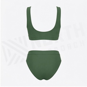 Ensemble de yoga 2 pièces imprimé papillon bleu avec finition dorée, body à col en V profond et jupe portefeuille longueur genou - Product Image 3