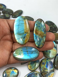 Piedra Suelta de Labradorita Natural Multicolor al por Mayor, Forma Ovalada/Cojín/Gota, Venta al por Mayor a Granel, Fabricante Exportador - Product Image 5