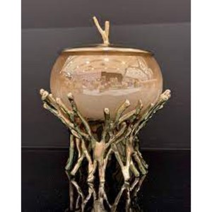 Verre de qualité supérieure et couvercle et base en métal martelé plaqué or de haute qualité pour des bocaux de conservation élégants. - Product Image 6