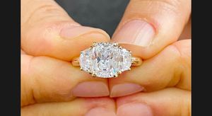 แหวนเพชร CVD รับรองโดย IGI แหวนเพชรเพาะเลี้ยงในห้องปฏิบัติการ รูปทรงคุชชั่นและฮาล์ฟมูน แหวนแต่งงานเพชรสร้างในห้องปฏิบัติการ - Product Image 2