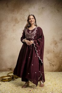 Conjunto de Pantalón y Kurta Anarkali Bordado de Lujo para Mujer, Traje Étnico de Diseñador para Fiestas, con Dupatta - Product Image 6