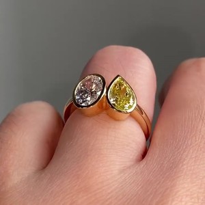 Elegante Anillo de Compromiso Abierto Toi et Moi con Diamante Cultivado en Laboratorio, Color Amarillo Pera y Corte Ovalado, en Plata 925 con Engaste de Bisel, para Mujer - Product Image 3
