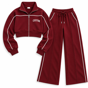 Ensemble de survêtement bordeaux pour femme, veste zippée personnalisée, pantalon large, passepoil contrastant, streetwear, OEM ODM, marque privée, vente en gros, usine - Product Image 3