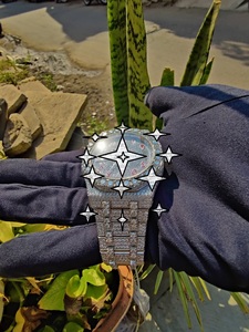 Reloj de Lujo de Acero Inoxidable de 41 mm con Esfera Redonda Analógica, Cristal de Zafiro Luminoso, Cierre Plegable Unisex, Movimiento Automático - Product Image 3
