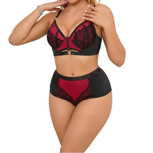 Conjunto de Lencería Sexy para Mujer, Ajustable, con Cadena Metálica, de Cuero PU Rojo, de Cuatro Piezas, para Discoteca - Product Image 5
