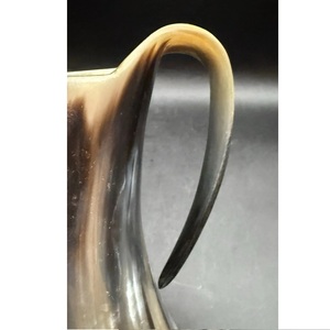 Chope à bière artisanale en corne naturelle, écologique et durable, pour cocktails et soirées - Product Image 2
