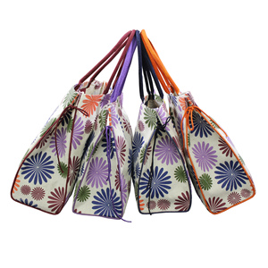Sac de plage en jute durable et écologique à imprimé floral intégral, avec poignée en corde rembourrée et intérieur en PP laminé - Product Image 6