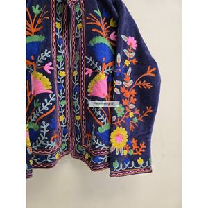 เสื้อแจ็คเก็ตปักลายอุซเบก ซูซานี ผ้ากำมะหยี่ ทำมือ เสื้อแจ็คเก็ตสั้น ซับในผ้าฝ้าย สไตล์โบโฮชิค เสื้อคลุม - Product Image 3