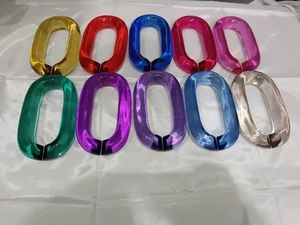 Colorful Customizable Handmade Epoxy Resin O-Shaped Chain Links Artistic Home Decoration Craft Supplies Shape Vertical Pattern - Product Image 1