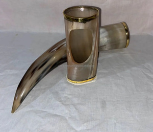 Juego de cuerno para beber medieval hecho a mano personalizado, soporte para jarra de cerveza con cuerno de buey vikingo personalizado con soporte, diseño elegante de animales FWE - Product Image 3