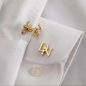 Boutons de manchette personnalisés de luxe en or avec monogramme, initiales personnalisées pour homme, anniversaire, fête, mariage, cadeau d'affaires - Product Image 1