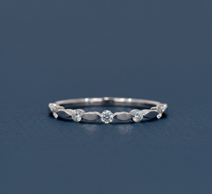 Anillo de Diamantes de Laboratorio de 0.18 Ct, Banda Redonda de Oro Blanco, Anillo de Diamantes Personalizado al por Mayor, Anillo de Boda de Laboratorio - Product Image 1