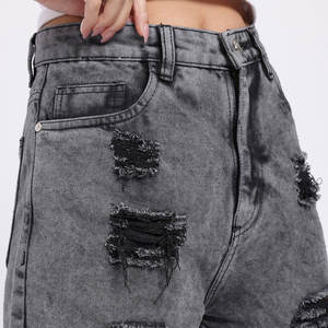 Shorts de Mezclilla para Mujer, Estilo Retro con Textura Impresa a Láser, Moda Juvenil, Shorts de Mezclilla Modernos para Mujer, Estilo Urbano - Product Image 6