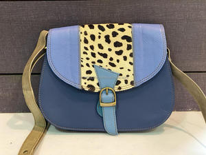 กระเป๋าหนังสะพายข้างสำหรับผู้หญิงของแท้หลากสี, สินค้ามาใหม่กระเป๋าสะพายคาดลำตัวหนังทำมือพิมพ์ลายสัตว์สุดหรูมีสายสะพาย - Product Image 4