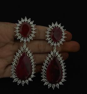 ต่างหูห้อยประดับเพชร CZ ชุบเงินคุณภาพพรีเมียม ดีไซน์สวยหรู สำหรับผู้หญิงและเด็กผู้หญิง เหมาะสำหรับงานเลี้ยงตอนเย็น คอลเลคชั่นสำหรับงานปาร์ตี้ - Product Image 2