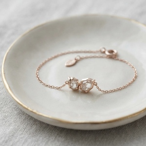 กำไลข้อมือเพชรธรรมชาติทรงโรสคัท ทองคำขาว 18K สำหรับผู้หญิง สวมใส่ได้ทุกวัน ดีไซน์เรียบหรู รับรองโดย GIA ราคาขายส่ง - Product Image 3