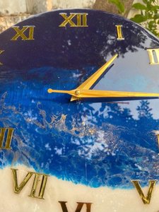 <b>Art</b> Deco Antique Style round Shape Single Face Hanging Resin <b>Clock</b> with Needle Display Abstract Design for Living Room - Product Image 4