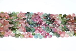 Perles de tourmaline multicolores naturelles facettées en forme de cœur, 6 mm, percées en haut, trou de 0,50 mm, brins de 8 pouces pour la fabrication de bijoux et l'artisanat - Product Image 2
