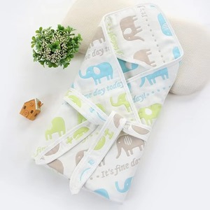 Toalla de baño con capucha de algodón para recién nacidos, estampado de conejo azul, toalla con capucha para bebés y niños, agradable para la piel - Product Image 5