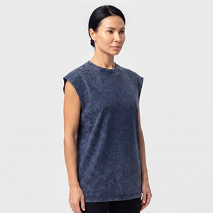 Débardeur de sport délavé pour femme 100% coton style urbain, haut sans manches longueur standard pour l'entraînement, débardeur délavé pour femme - Product Image 4