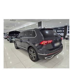 Volkswagen Tiguan 2.0 TDI Prestige 2023, 38,021 km, Diésel, Volante a la Izquierda, Asientos de Cuero, Cámara Trasera - Product Image 5