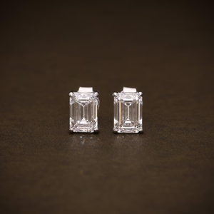 Pendientes de Diamante Cultivado en Laboratorio para Novia, Corte Esmeralda, 2.14CT de Peso Total, D VVS2, Certificado IGI, Joyería Elegante - Product Image 4