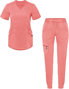 เสื้อสครับคอวีสีเบจแบบยูนิเซ็กซ์ มีกระเป๋าด้านหน้าและตำแหน่งสำหรับใส่โลโก้ เหมาะสำหรับใช้ในโรงพยาบาล - Product Image 2