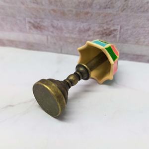 Accesorios para Casa de Muñecas en Miniatura 1:12, Lámpara de Mesa de Metal Pintada para Decoración - Product Image 3