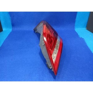Luz Trasera Derecha Usada Equus 924023N010 - Product Image 2