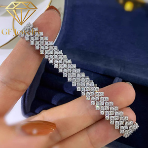 Bracelet tennis Art Déco large multi-rangs en diamants de laboratoire taille carrée, or blanc 14 carats, pavé complet, bijoux de luxe raffinés pour gala - Product Image 4