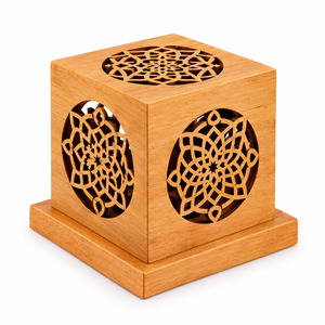 Quemador de Incienso de Madera Hecho a Mano con Tallado Floral, Material de Madera de Sándalo, Difusor Aromático para Uso en Todas las Estaciones - Product Image 1