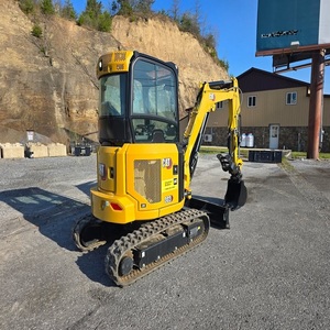 Mini-excavatrice CAT 303 CR à vendre maintenant, avec une puissance et une polyvalence exceptionnelles pour les travaux de terrassement, d'aménagement paysager et d'excavation. - Product Image 6