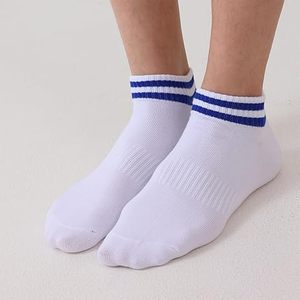 Calcetines Casuales de Invierno para Hombre de Calidad Premium, Transpirables, Cómodos, Tejidos con Spandex/Nylon, Resistentes a Desgarros, Personalizables - Product Image 5