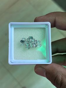 Espinela gris natural facetada con corte de pera - Product Image 2