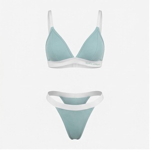 Ensemble de bikini côtelé bleu clair pour femme NORTH APPROACH avec soutien-gorge triangle et bas de bikini string à bordure contrastante blanche - Product Image 1