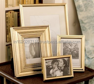 Vintage style metal <b>photo</b> frame perfect <b>for</b> classic home decor artistic wall <b>mounted</b> <b>photo</b> display - Product Image 4