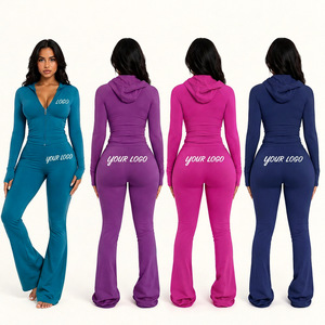 Ensemble de survêtement deux pièces pour femme : veste zippée et pantalon évasé, tenue de sport décontractée urbaine, vente en gros - Product Image 5