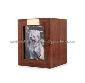 Urne funéraire en bois artisanale pour les cendres d'animaux de compagnie Urnes funéraires en bois pour les cendres de chat et de chien Urnes en bois de rose à bas prix - Product Image 3