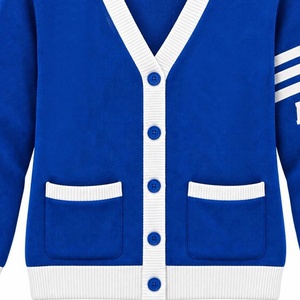 Suéter Cárdigan de Punto al por Mayor para Mujeres Universitarias, Estilo Universitario Azul y Blanco con Cuello en V, OEM, Ropa de Punto Estilo Universitario para Mujer - Product Image 5
