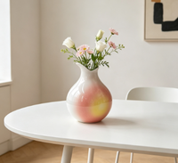 Nouveau design de vase à fleurs moderne, vase en céramique simple et créatif avec dégradé flamme et coucher de soleil, pour la décoration de table à la maison