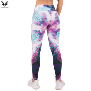 Pantalones de compresión personalizados al por mayor, elásticos, de alto rendimiento, leggings de fitness de la mejor calidad para mujer - Product Image 3