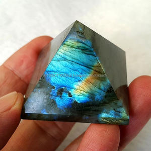 Vente en gros de pierre naturelle, cristal de guérison, pierre précieuse labradorite en vrac haute brillance, pyramide d'énergie de méditation à quartz à vendre - Product Image 1