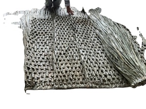 Feuilles de toiture traditionnelles écologiques en feuilles de palmier séchées, parfaites pour les toits de villégiature, les gazebos et les séjours écologiques. - Product Image 2