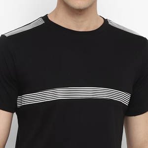 Camiseta Personalizada de Moda Urbana para Hombre OEM |   Patrón único de rayas laterales |   Corte Regular de Aspecto Elegante |   Camiseta de Fábrica a Precio de Mayoreo - Product Image 6