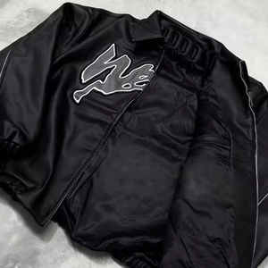 Sudadera con capucha unisex oversize de algodón tejido negro, pintada a mano, estilo streetwear, manga regular, con logo frontal y forro polar para invierno. - Product Image 2