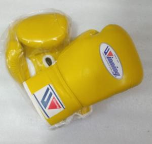 Gants de boxe MMA Sanda professionnels en cuir de vachette premium personnalisés avec lacets et poignées - Product Image 6