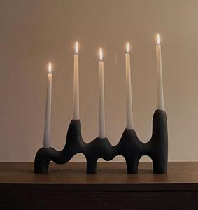 Support à bougies moderne de luxe en fer noir avec cinq bougies coniques, résistant à la chaleur, décoration d'intérieur au meilleur prix - Product Image 6