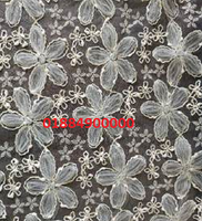 Tissu de dentelle 3D de luxe fantaisie traditionnel avec sequins, maille brodée brillante 100 % polyester, écologique et personnalisable pour robe de mariée