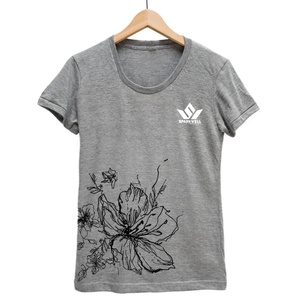 เสื้อยืดพิมพ์ลายดอกไม้สำหรับผู้หญิง แขนสั้น คอกลม ผ้าฝ้ายเจอร์ซีย์ ทรงเข้ารูป สไตล์ลำลอง สำหรับฤดูใบไม้ผลิและฤดูร้อน - Product Image 4